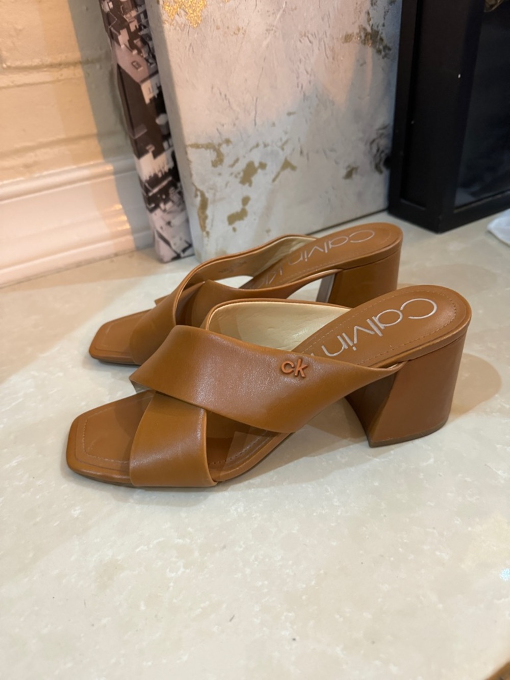 Calvin Klein Tan-Brown Leather Crisscross Block Heel Mules Size 8.5